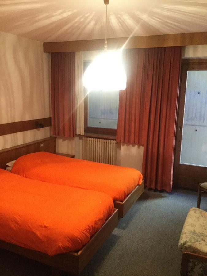 Hotel Alpenrose Алеге Екстериор снимка