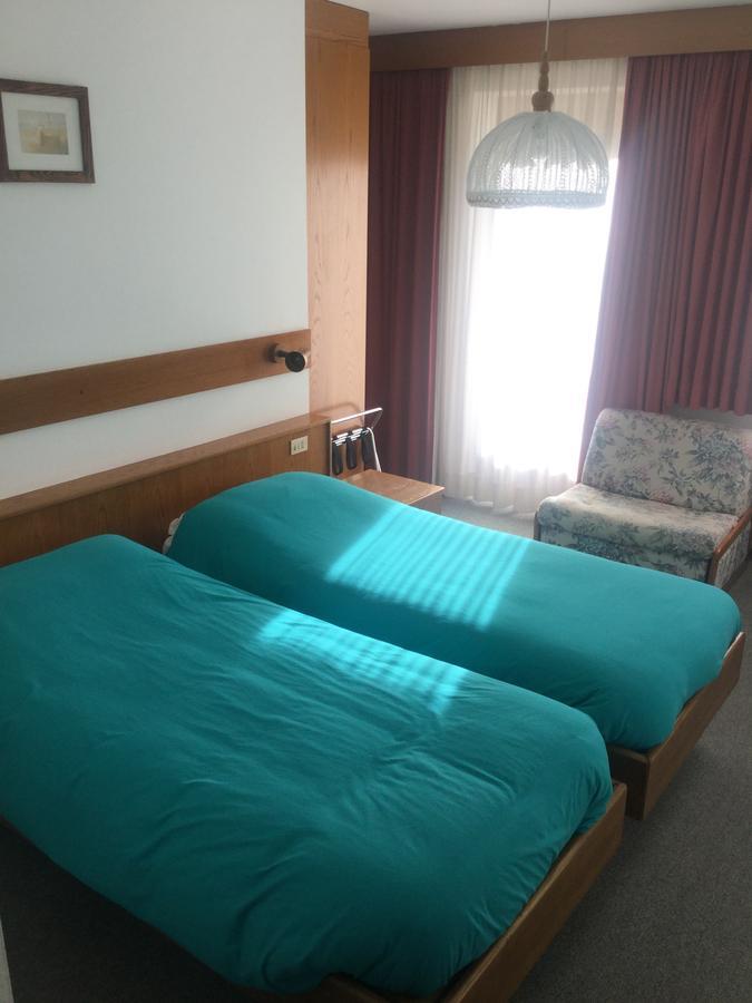 Hotel Alpenrose Алеге Екстериор снимка